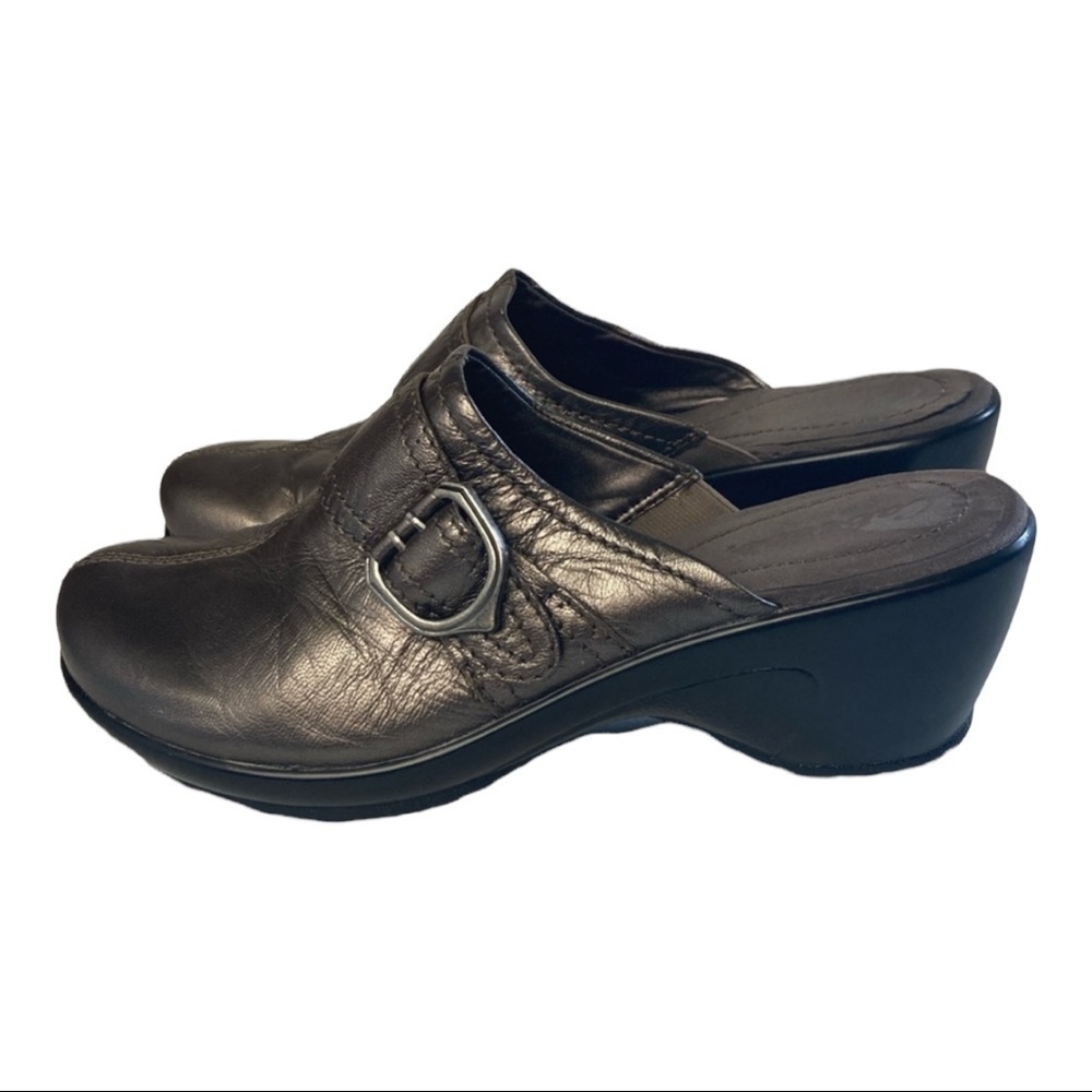Cabelas Metallic Gray/Brown Slip on Shoes Sz 11M